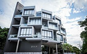 โรงแรมคาล์ม บางแสน